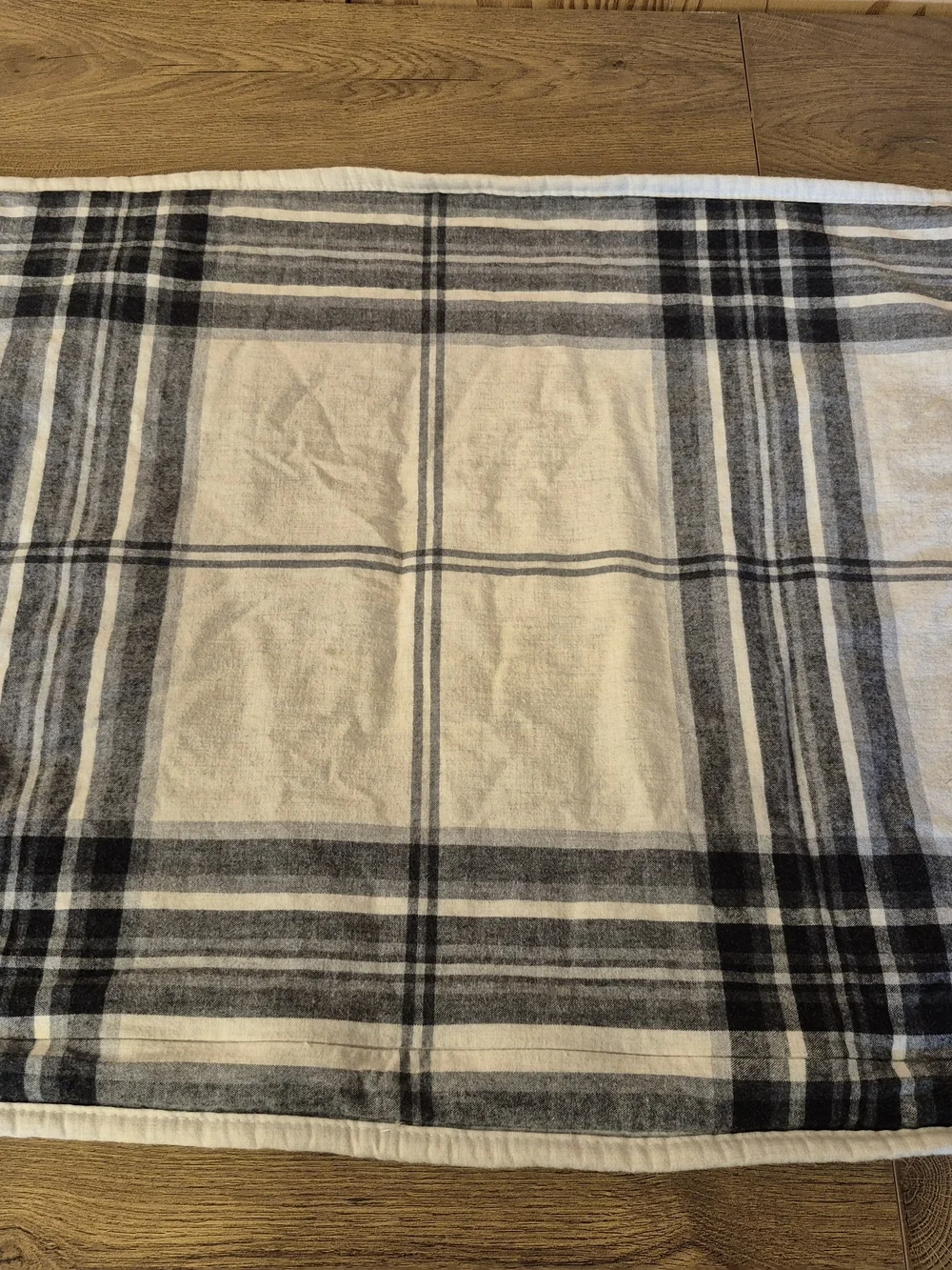 UGG Hooded Plaid Sherpa Pillow Case - Cream, Black & Gray - Picture 4 of 9